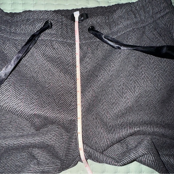 White House Black Market Slim Ankle Pants Herringbone Size 8Pull On Drawstring🖤🩶 - Picture 5 of 14
